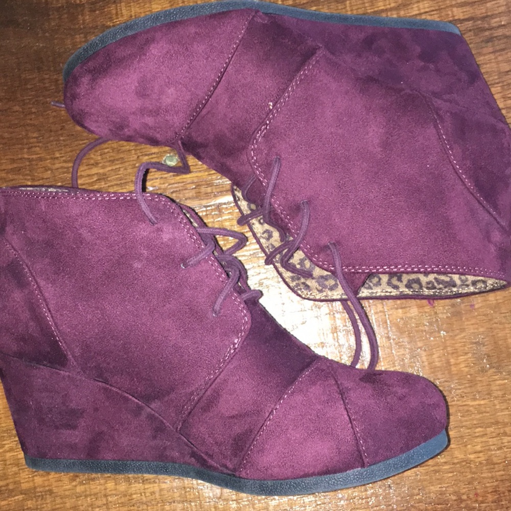 Size 8 cute booties